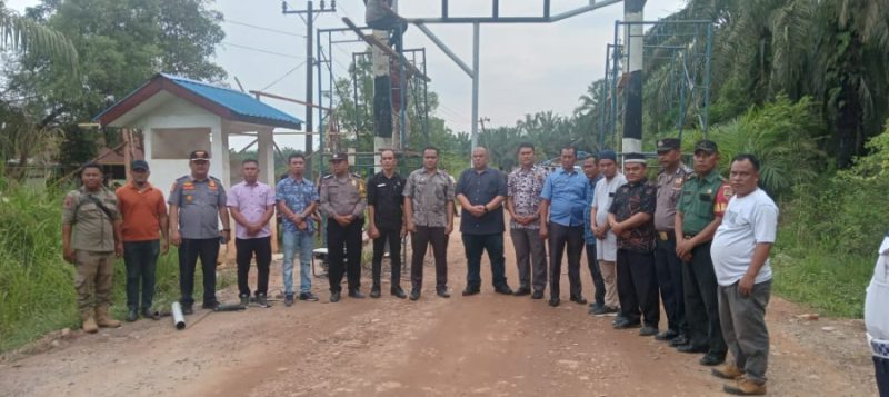Pemerintah Kabupaten Paluta Kembali Dirikan Portal Di Jalan Simpang Braqas Menuju Kec Simangambat