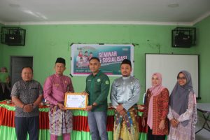 Dosen dan Mahasiswa HKI STAIN Bengkalis Pengabdian Masyarakat di Desa Meskom