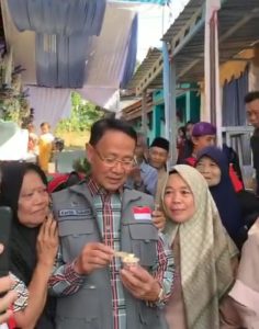 Magnet Karna Sobahi, Bacalon Bupati Majalengka Di Mata Emak Emak