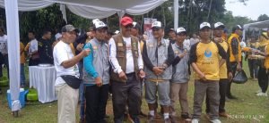 Antusias Ribuan Warga Warga Cireungas Sambut Kedatangan Paslon No.2 ,H.Asep Japar dan H.Andreas
