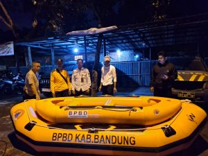 Jelang Pelaksanaan Pilkada 2024, BPBD Kabupaten Bandung Siagakan Sejumlah Perahu di Lokasi Rawan Banjir