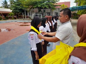 Anggota PMR SMA Negeri 1 Padang Bolak Dikukuhkan