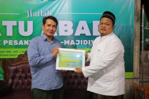 Dede Farhan Aulawi Beri Motivasi Pendidikan Dalam Peringatan 1 Abad Ponpes Al Majidiyah