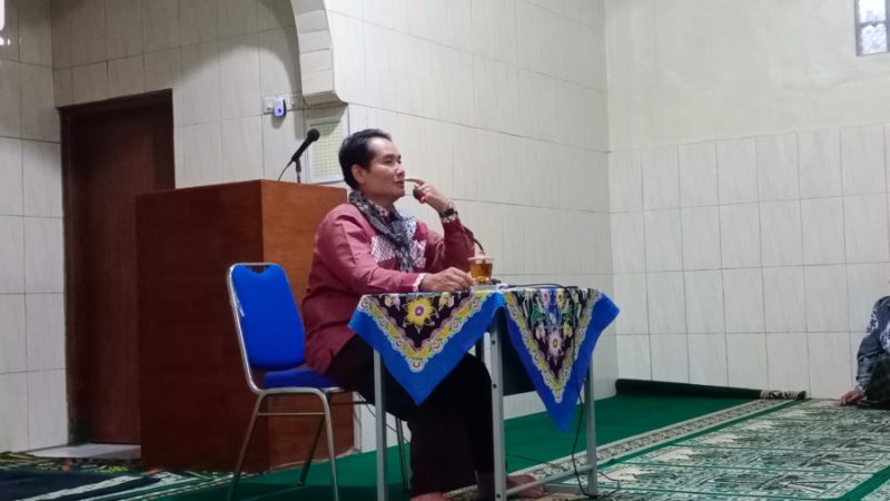 Dede Farhan Aulawi Beri Ceramah Keagamaan Jelang Ramadhan di Ciparay Bandung