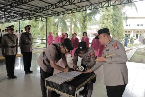 Kapolres Rohil Pimpin Upacara Sertijab dan Kenal Pamit Kasat Intelkam dan Kapolsek Bangko
