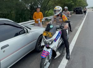 Cek Jalur Tol Cipali  Kapolres Majalengka Pastikan Arus Lalin Lancar