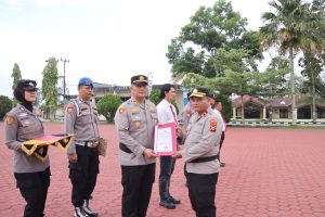 Berhasil Tangani Kasus Pembunuhan, 8 Personel Polsek Pujud Dapat Penghargaan di  Upacara Hari Kesadaran Nasional Polres Rohil