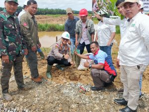 Peringati May Day 2025, Serikat Buruh PT. Adei Gelar Syukuran dan Penanaman Pohon Bersama Kapolres Bengkalis