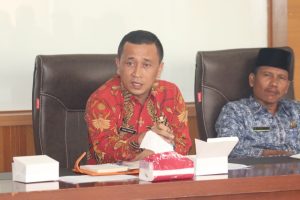 Sekdakab Pimpin Rapat Finalisasi Keberangkatan Calon Jemaah Haji Paluta