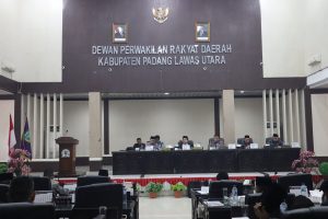 Pemkab Paluta Hadiri Sidang Paripurna DPRD Bahas Tentang APBD 2024 Dan RPJMD 2025 – 2029