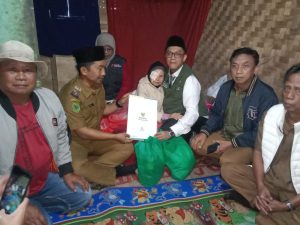 Harapan Baru Menyeruak di Dusun Malabar: Kisah Mak Anah (87) dan Respon Cepat Pemerintah Desa Banjarsari serta BAZNAS